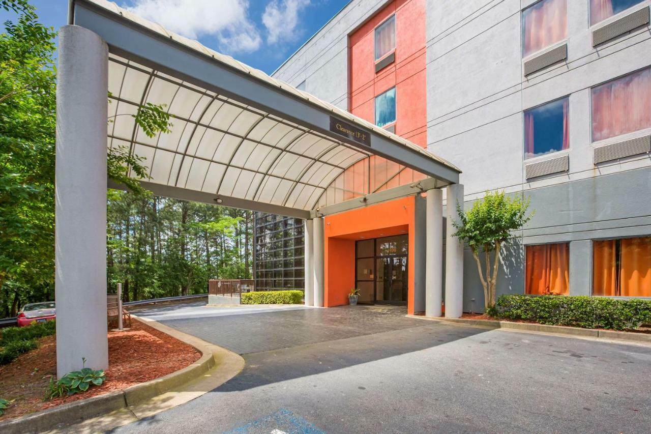 Budgetel Inns & Suites - Atlanta Galleria Stadium Exterior photo